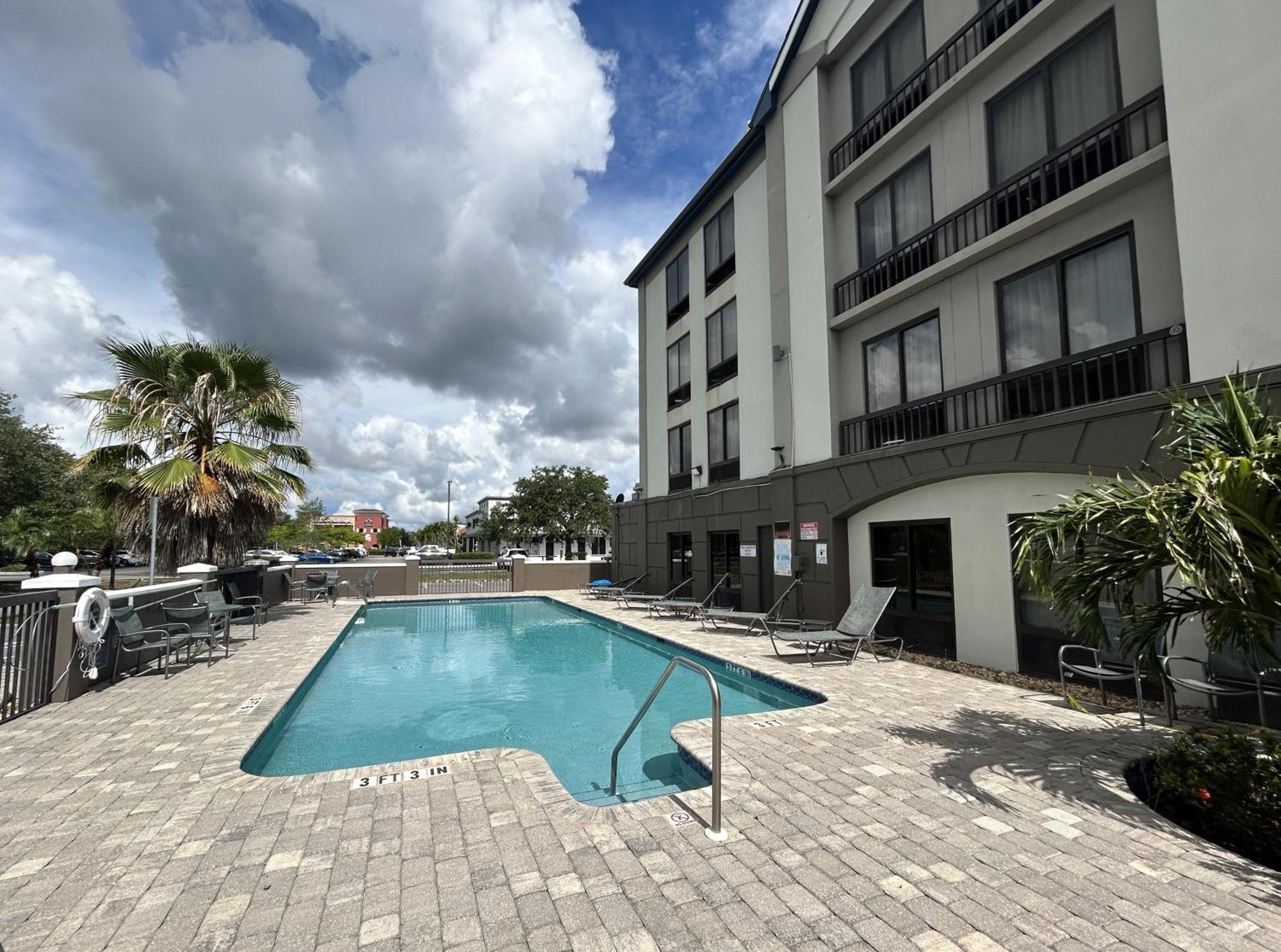 Airport Inn Fort Myers Exteriér fotografie